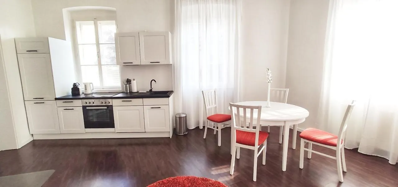 Helle Zweiraumwohnung In Wohngebiet Wenen Oostenrijk