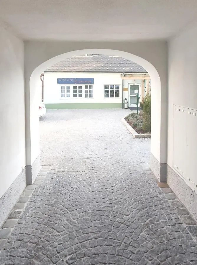 Appartement Helle Zweiraumwohnung In Wohngebiet Wenen