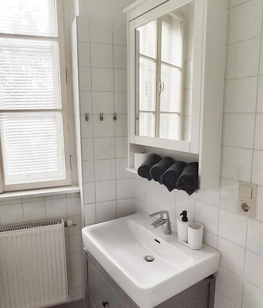 Appartement Helle Zweiraumwohnung In Wohngebiet Wenen Oostenrijk